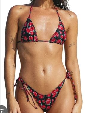 NWT Forever 21 Floral String Bikini Set in Red Rose - Top L Btm M